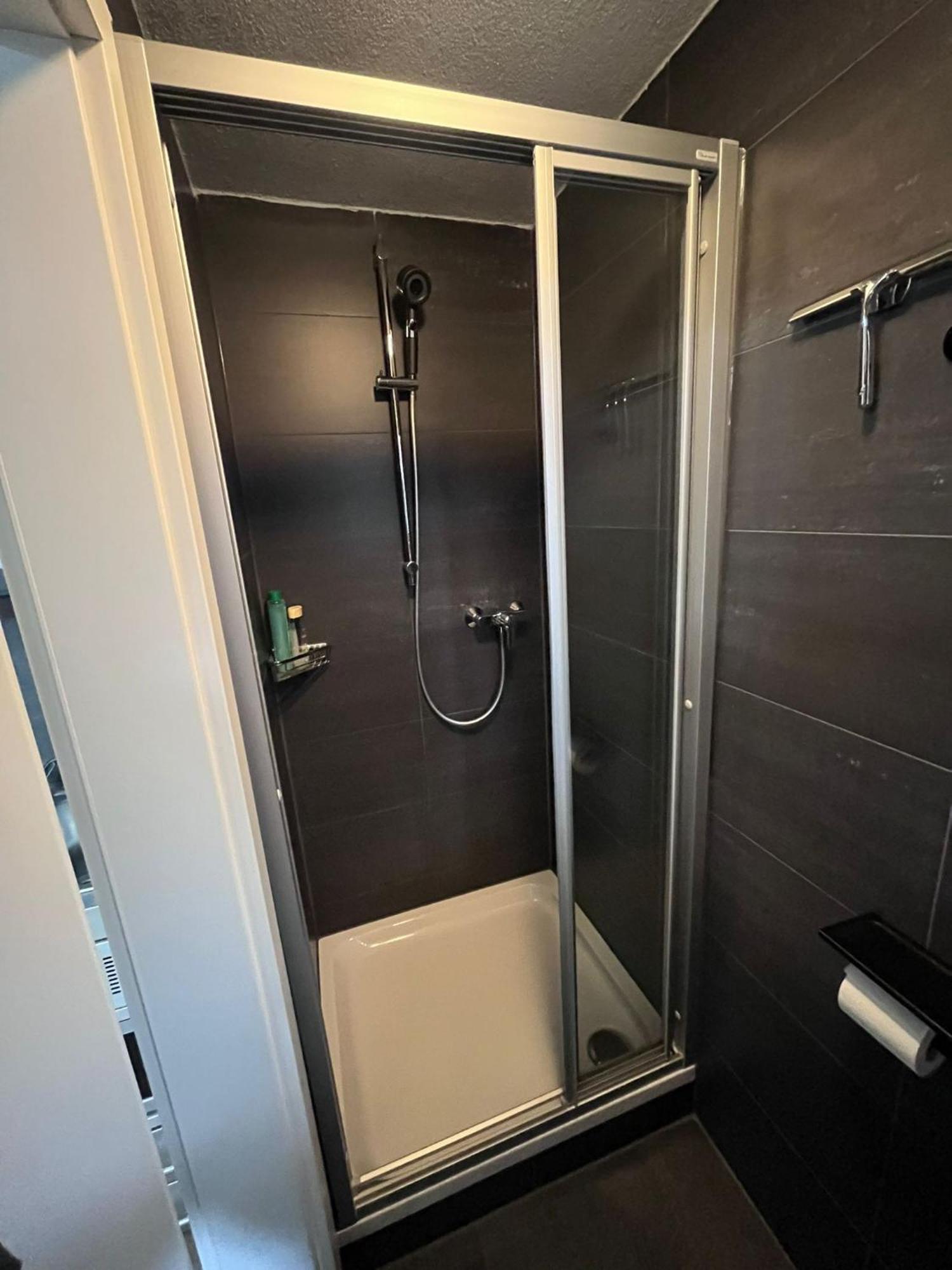 Tiny House Black Pearl Tettnang Buitenkant foto